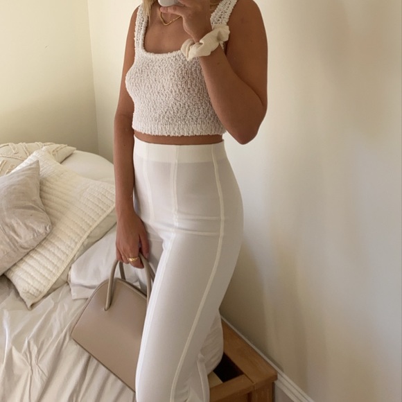 Aritzia Pants - aritzia pants